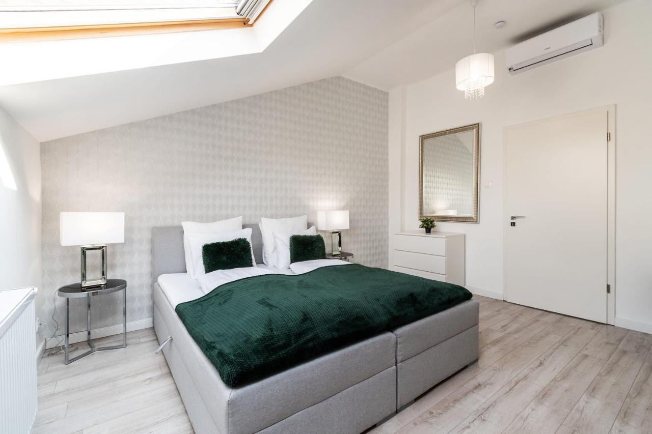 Quiet Very Central & Stylish Apt Budapeste Exterior foto