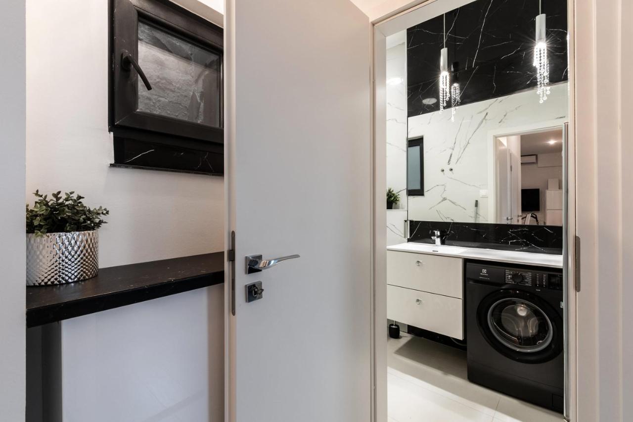 Quiet Very Central & Stylish Apt Budapeste Exterior foto