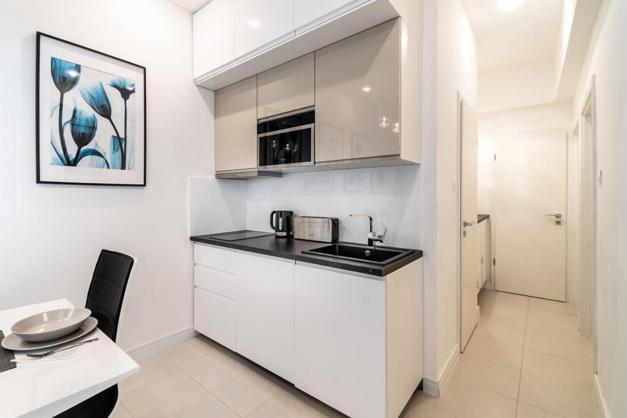 Quiet Very Central & Stylish Apt Budapeste Exterior foto